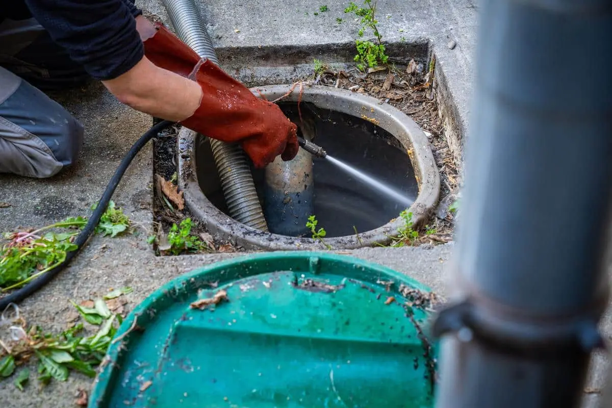 Esentepe Çiğdemtepe Kanalizasyon Temizleme Kanal Açma Görüntüleme Çekvalf Montajı