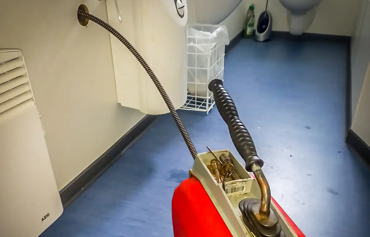 Gazi Mahallesi Kanalizasyon Temizleme Kanal Açma Görüntüleme Çekvalf Montajı